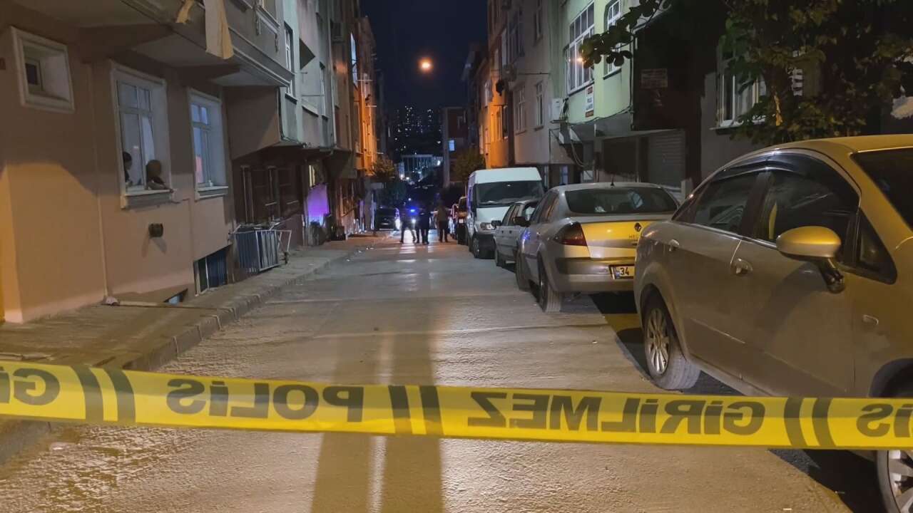 Evde tartışma silahlı saldırıya dönüştü! 1’i çocuk 3 kişi vuruldu 3