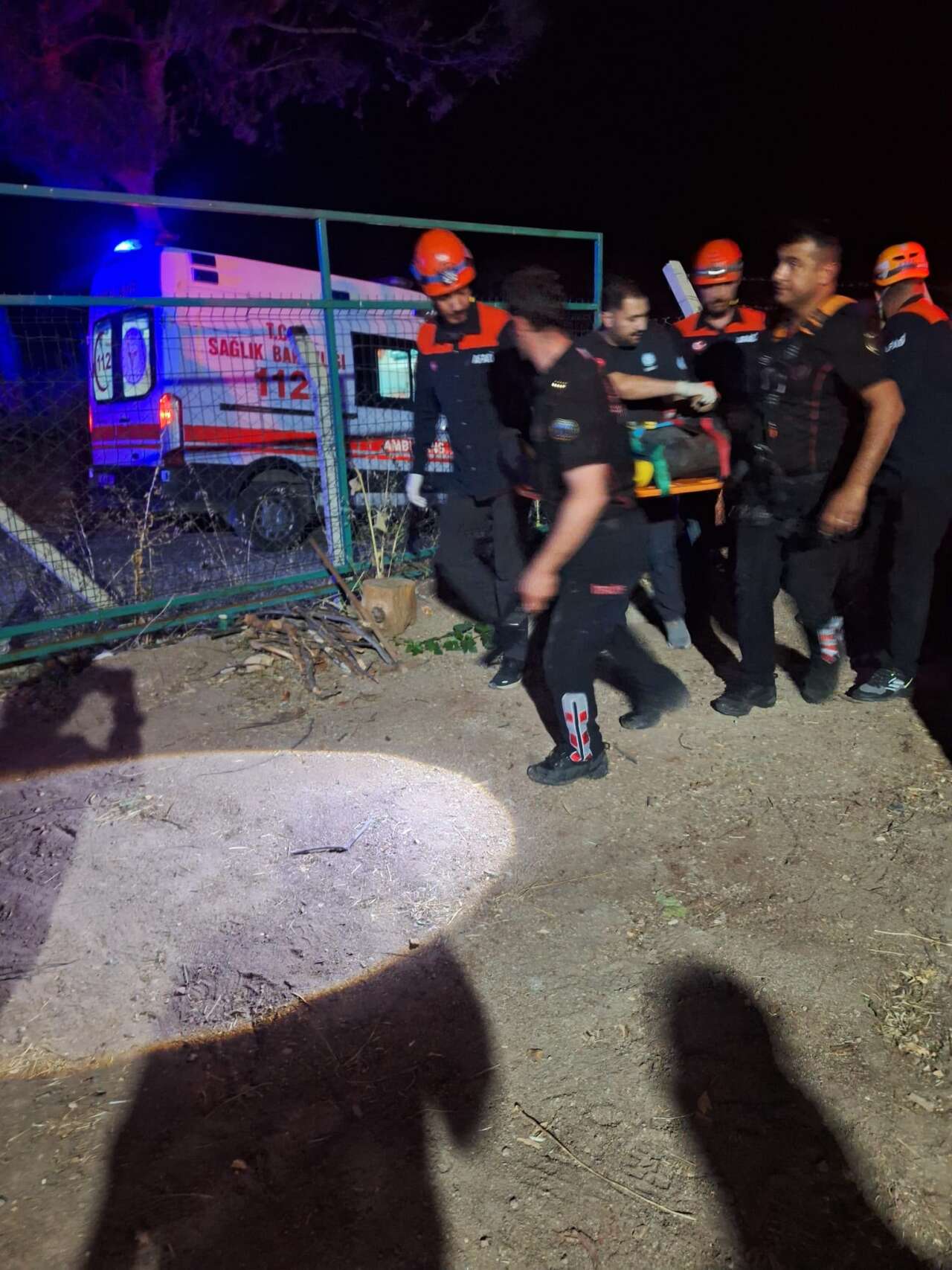 Temizlik için kuyuya girdiler, bir daha çıkamadılar! Mehmet Tekin ve Gurbet Esenceli öldü 9