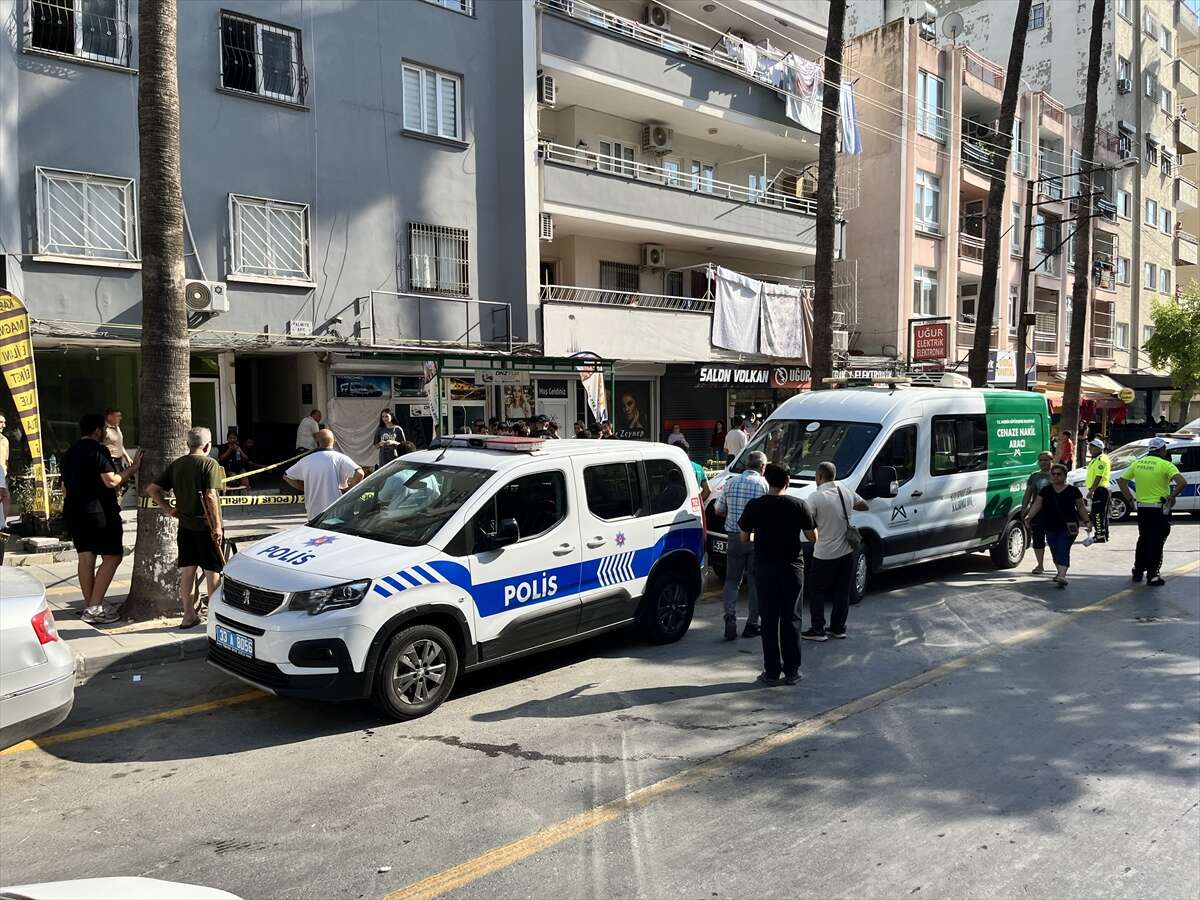 Uzaklaştırma kararını ihlal edip eşinin yanına gitti! Biri uzman çavuş 2 kişi öldü 9