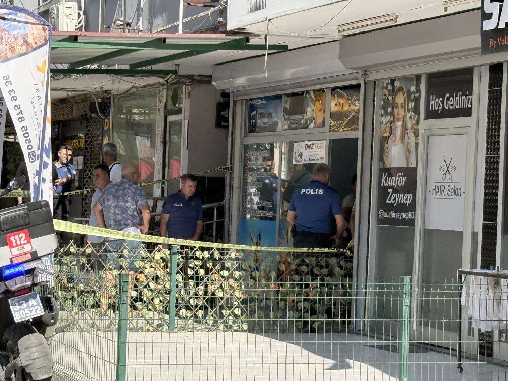 Uzaklaştırma kararını ihlal edip eşinin yanına gitti! Biri uzman çavuş 2 kişi öldü 4
