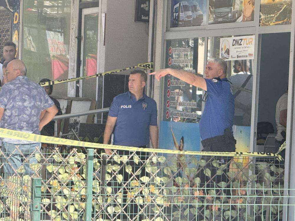 Uzaklaştırma kararını ihlal edip eşinin yanına gitti! Biri uzman çavuş 2 kişi öldü 7