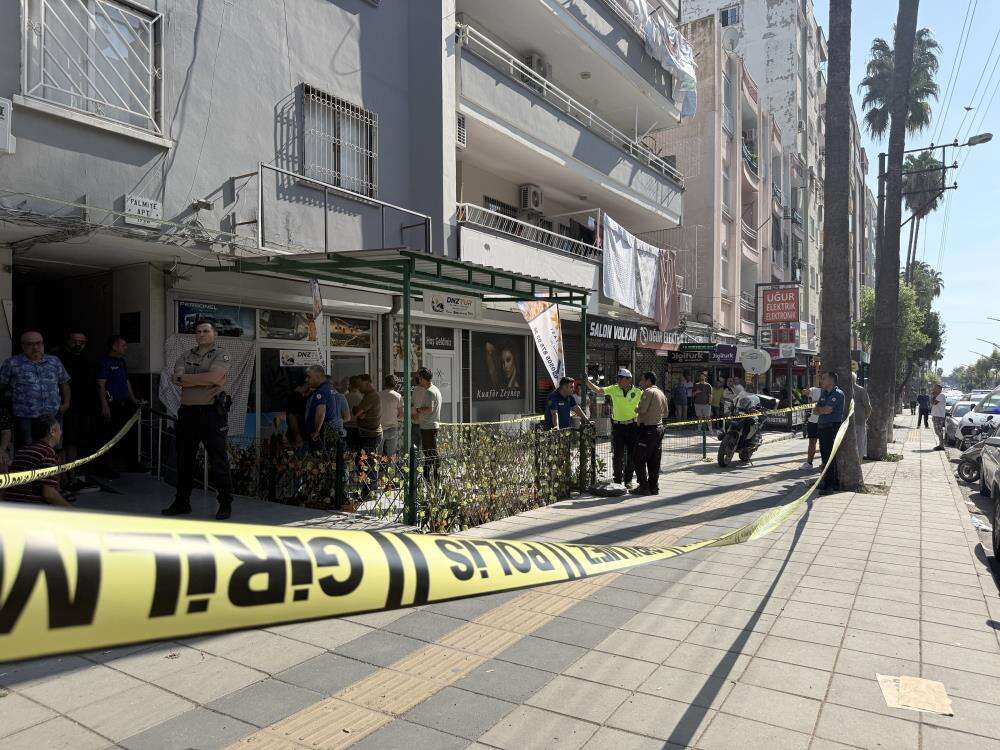 Uzaklaştırma kararını ihlal edip eşinin yanına gitti! Biri uzman çavuş 2 kişi öldü 8