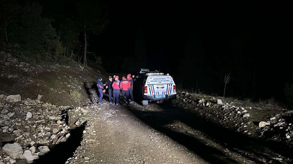 14 kişilik İHH ekibi kanyonda felaketi yaşadı! 1 ölü var, 13 kişiyi Konya ekipleri de arıyor 5