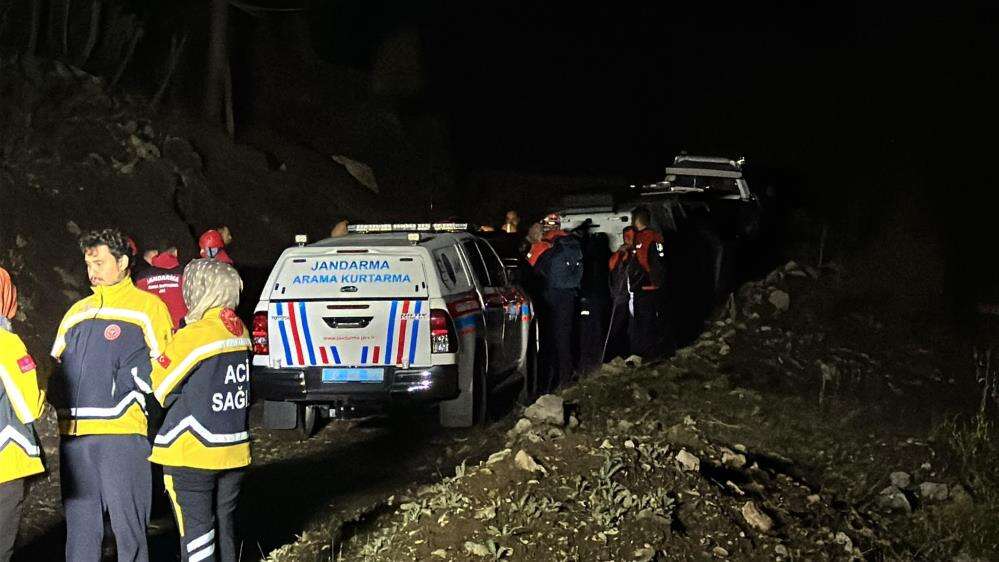 14 kişilik İHH ekibi kanyonda felaketi yaşadı! 1 ölü var, 13 kişiyi Konya ekipleri de arıyor 8