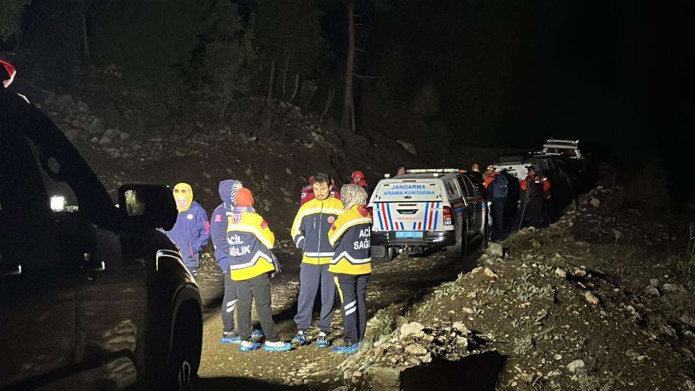 14 kişilik İHH ekibi kanyonda felaketi yaşadı! 1 ölü var, 13 kişiyi Konya ekipleri de arıyor 11