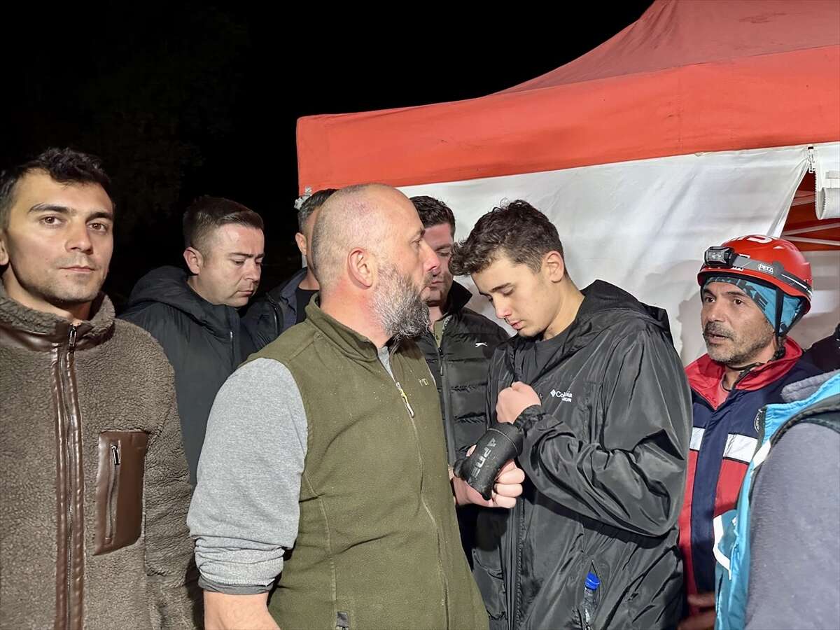 Kanyonda 30 saatlik kurtarma operasyonunun yeni görüntüleri! Herkes o anı bekledi 13