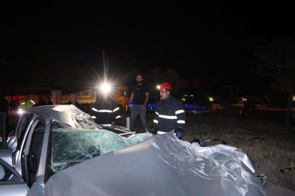Patates yüklü TIR'a arkadan çarptılar! 2 can kaybı var 8