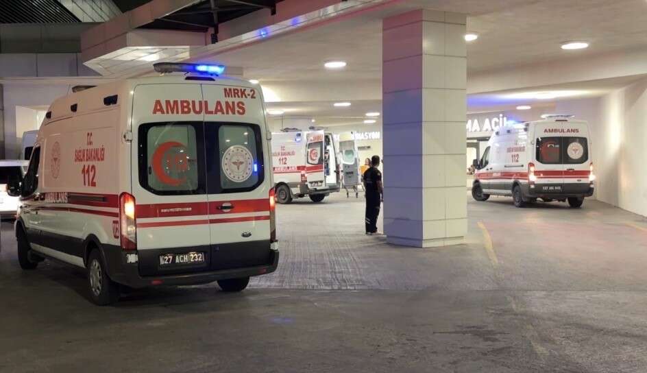 Anne, baba ve 6 yaşındaki çocuk pencereden düştü! 1 ölü, 2 yaralı 4