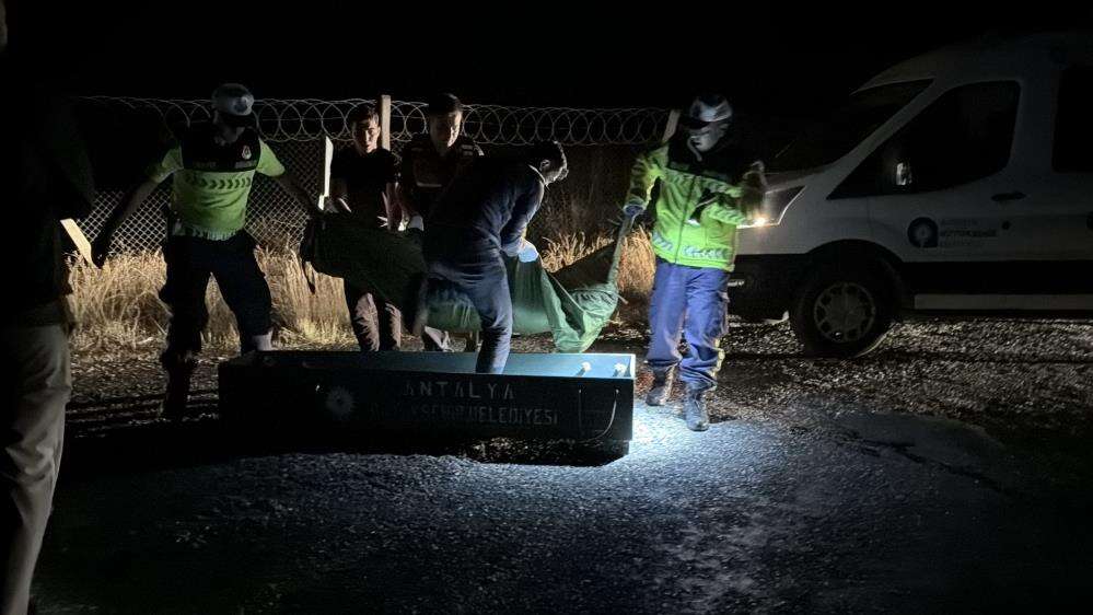 16 yaşındaki kızının görüştüğü genci 13 yerinden bıçaklayıp öldürdü 7