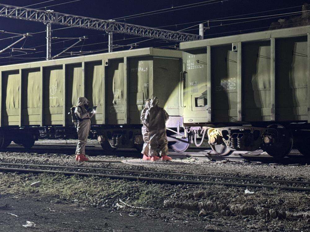 Garda kimyasal alarm! Tren vagonu karantinaya alındı 2