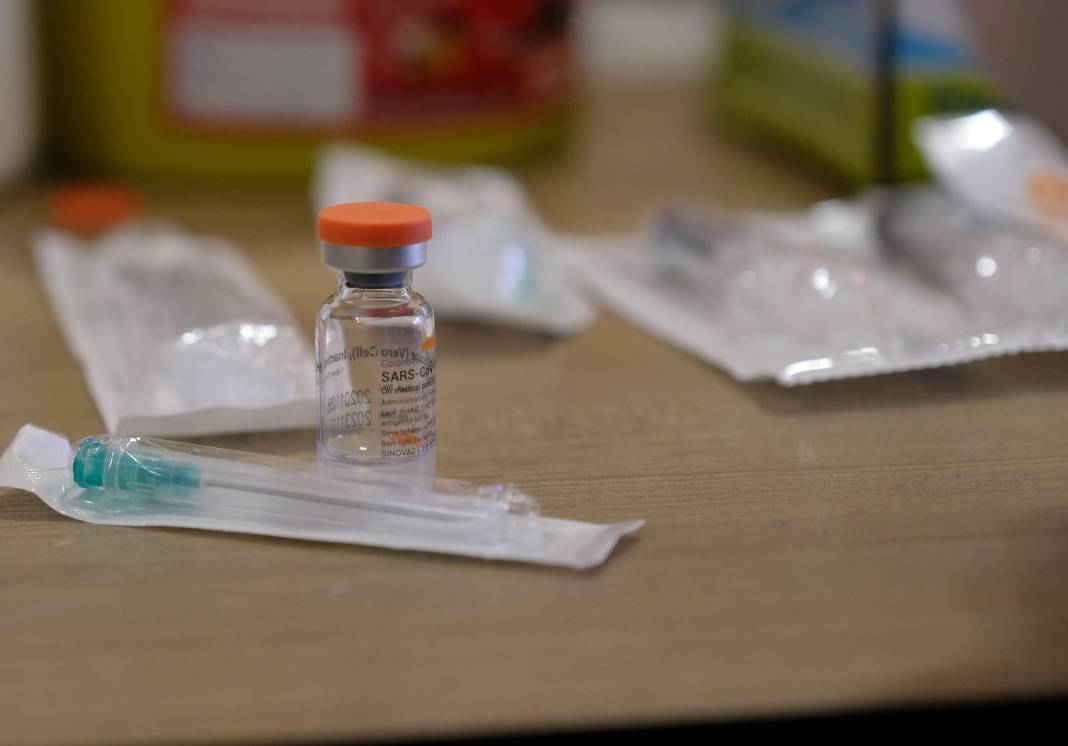 Konya'da sağlıkçılar, 230 uygulama odasında aşı olmaya başladı 6