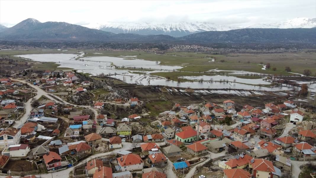 Son yağışlarla birlikte Beyşehir Gölü adeta yeniden hayat buldu 8