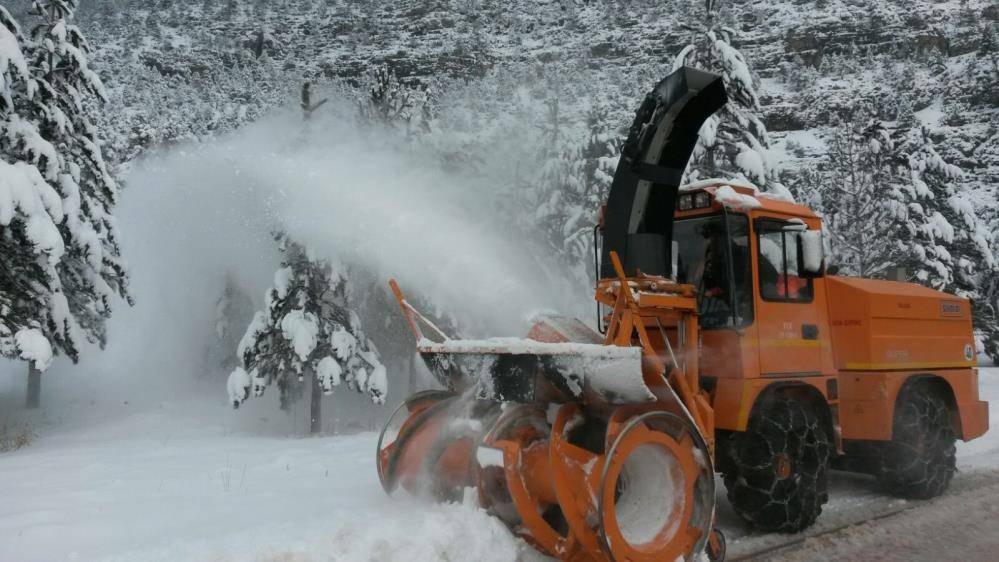 Kar yağışının etkili olduğu Konya-Antalya kara yolundan kareler 5