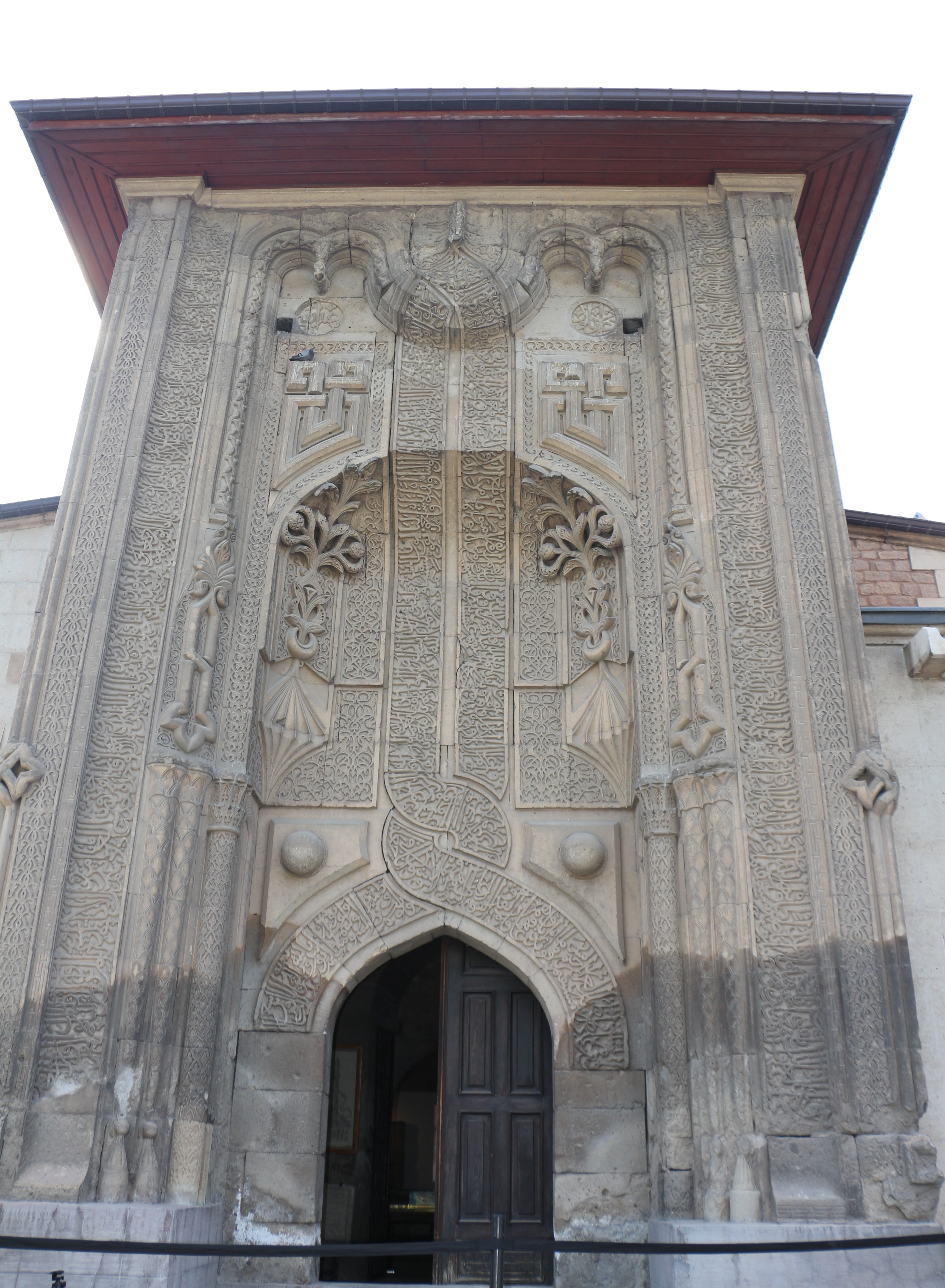 Orta Asya çadır geleneğinin örneği: 'İnce Minareli Medrese' 7