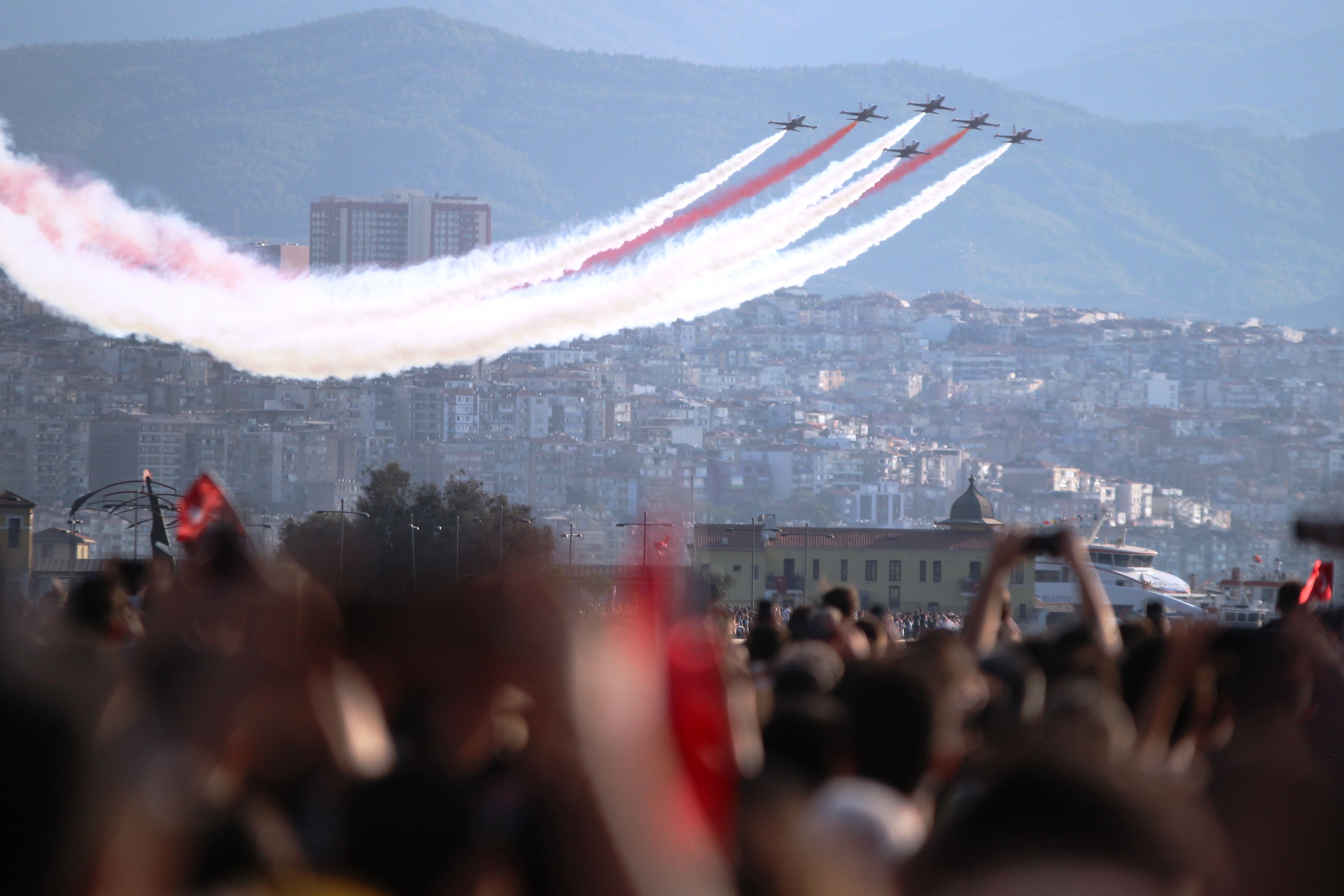 Türk Yıldızları ve Solo Türk yine gönülleri fethetti 13