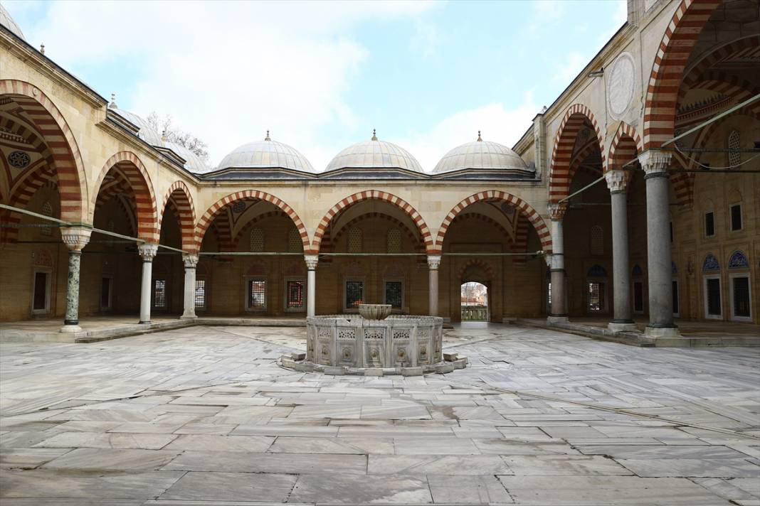 Mimarına "ustalık" payesi veren Selimiye 446 yıldır zamana meydan okuyor 17
