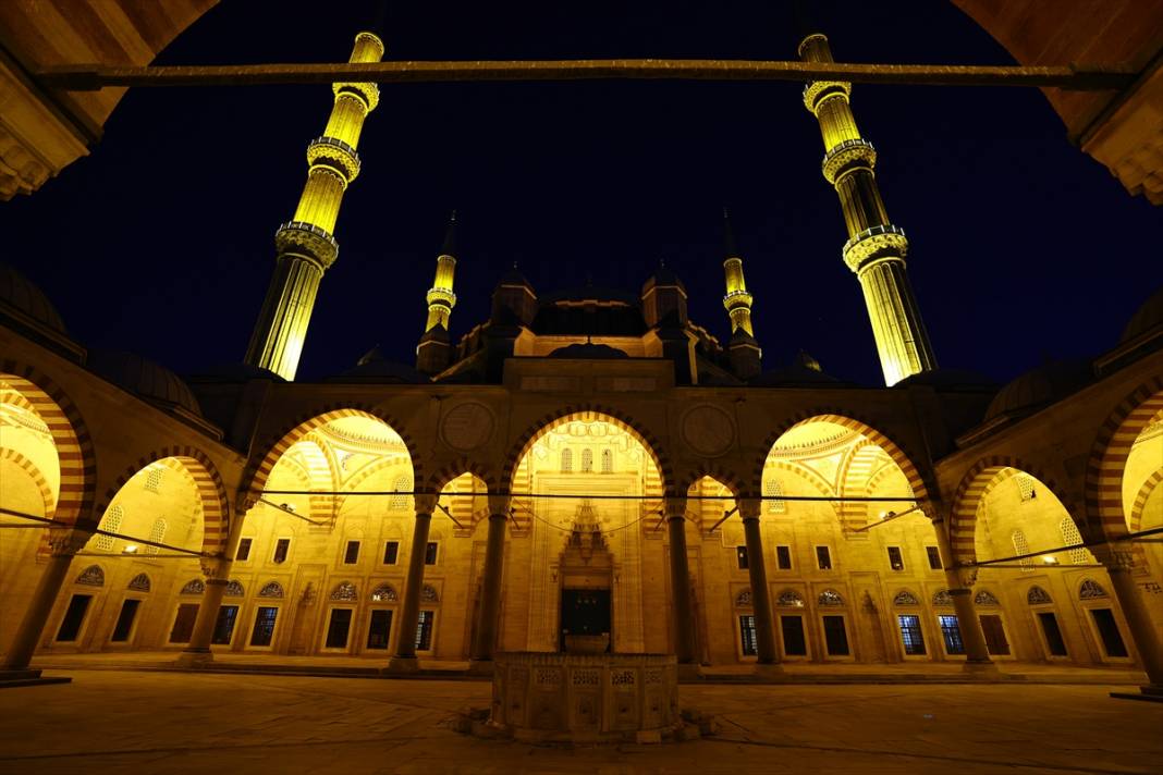 Mimarına "ustalık" payesi veren Selimiye 446 yıldır zamana meydan okuyor 2