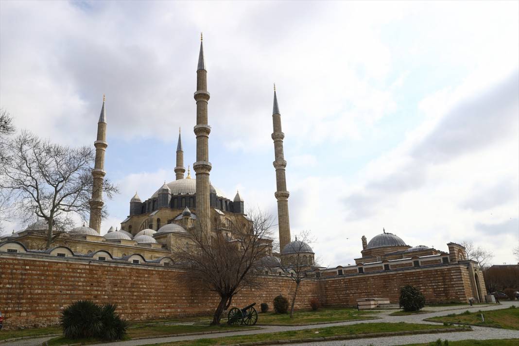 Mimarına "ustalık" payesi veren Selimiye 446 yıldır zamana meydan okuyor 6