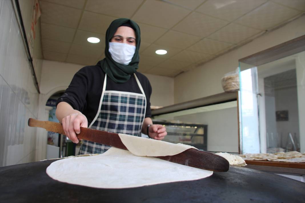 Konyalı kadın girişimci, KOSGEB desteğiyle açtığı börek evinde siparişlere yetişemiyor 1