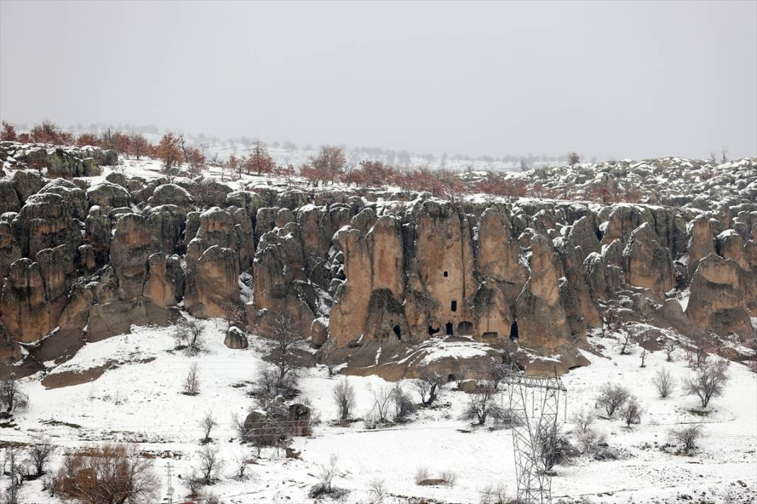 Konya'daki Antik Kentte beyaz örtü 6