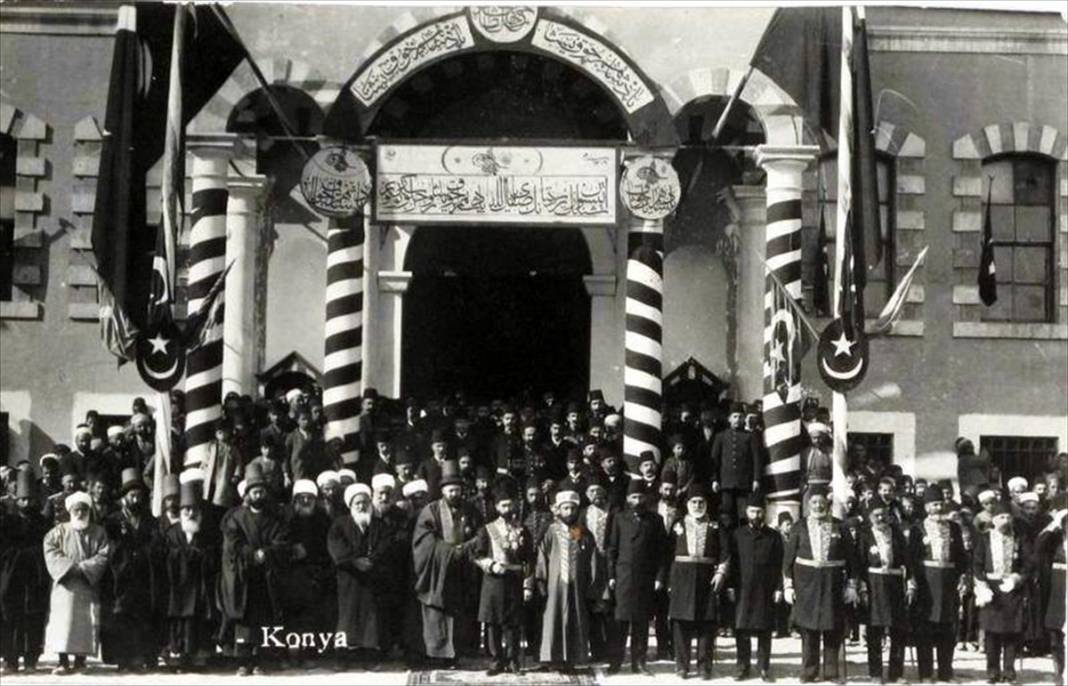 Arşivlediği 3 bin tarihi fotoğrafla yaşadığı Konya'nın görsel hafızası oldu 8