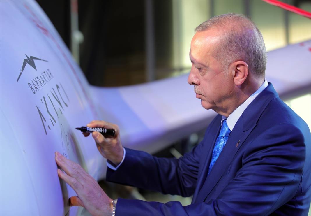 Erdoğan imzayı attı! Tarihi günden tarihi kareler 3