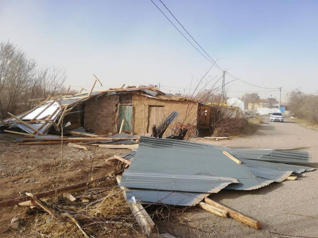 Konya'da fırtınalı bir günden geriye bu kareler kaldı 23