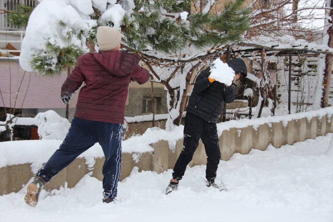 Konya'da kar yağışının güzelliği fotoğraf karelerine yansıdı 12