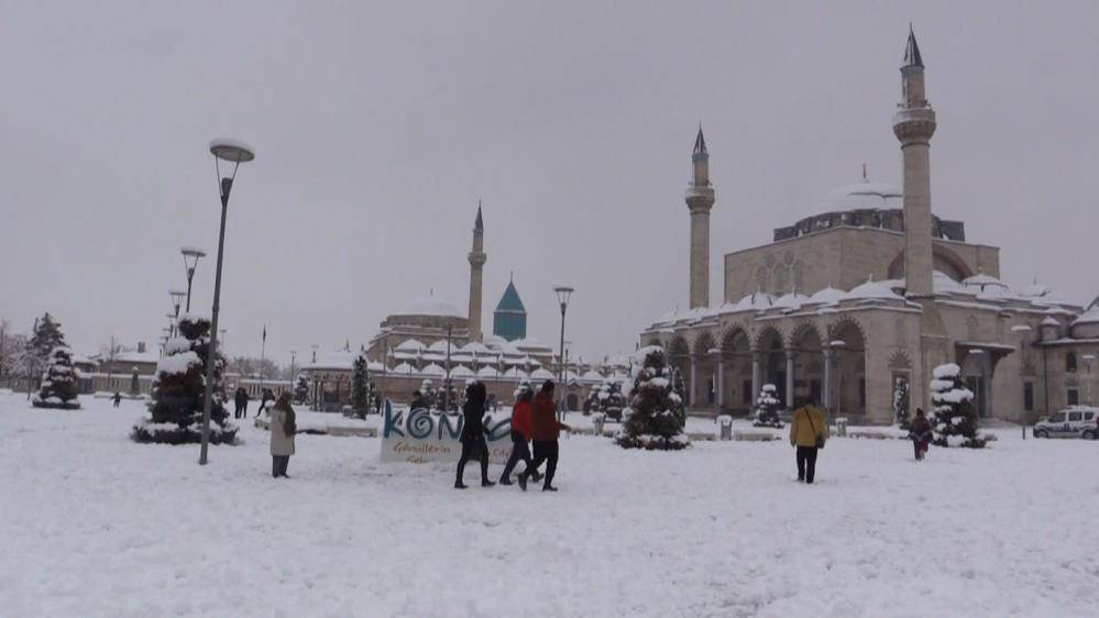 Konya'da kar yağışının güzelliği fotoğraf karelerine yansıdı 15