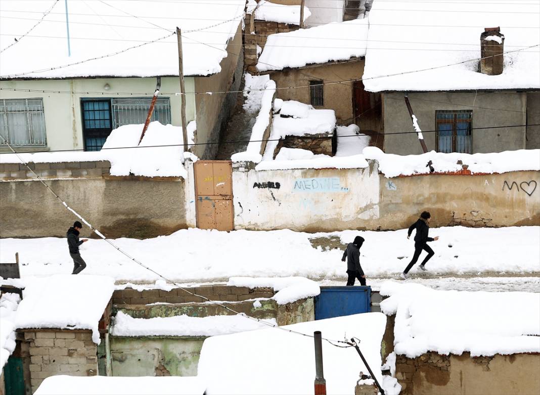 Konya'da kar yağışının güzelliği fotoğraf karelerine yansıdı 22