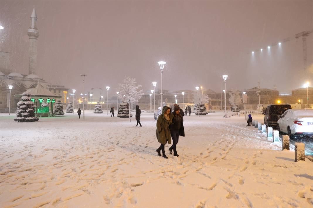 Konya'da kar yağışının güzelliği fotoğraf karelerine yansıdı 3