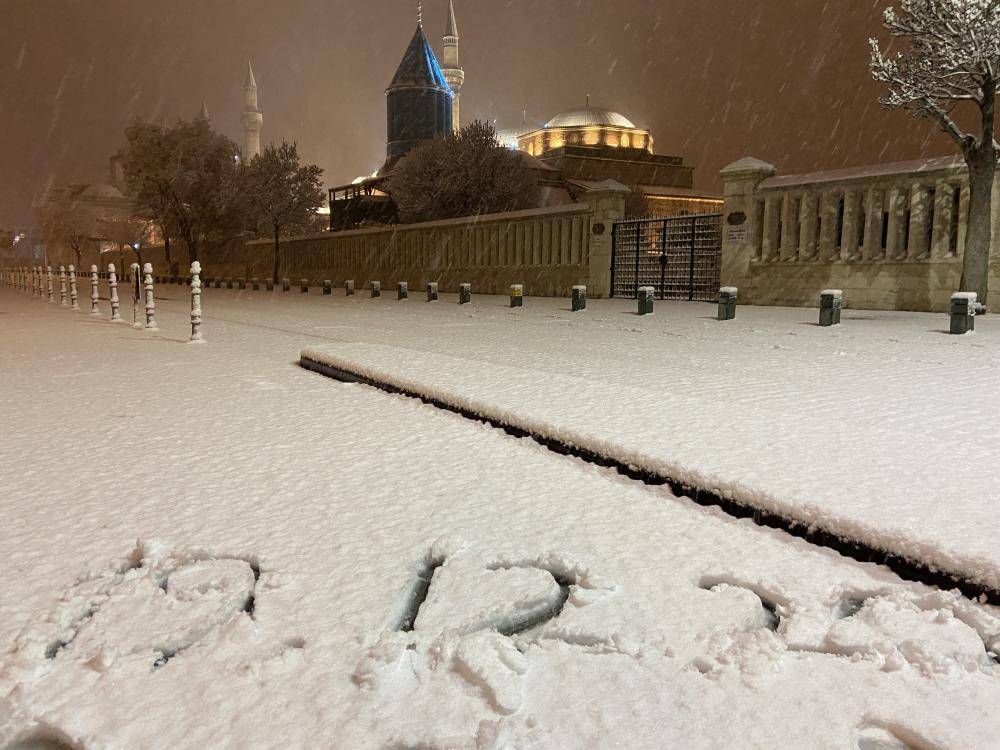 Konya'da kar yağışının güzelliği fotoğraf karelerine yansıdı 30