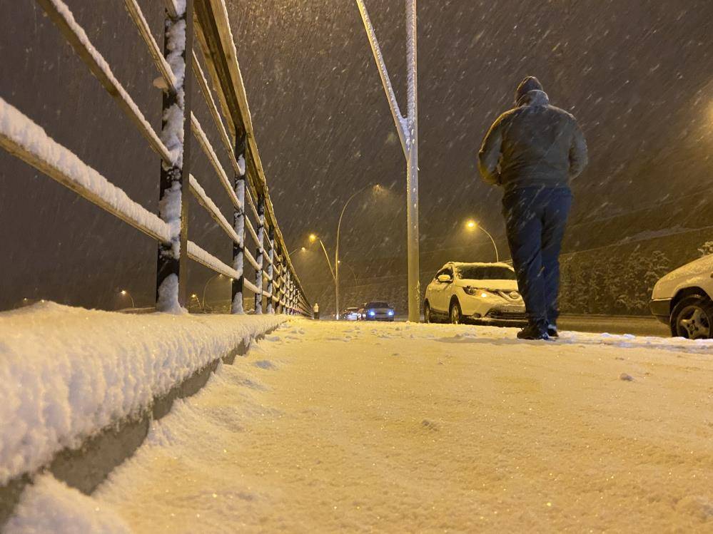 Konya'da kar yağışının güzelliği fotoğraf karelerine yansıdı 37