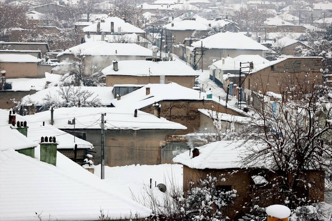 Konya'da kar yağışının güzelliği fotoğraf karelerine yansıdı 38