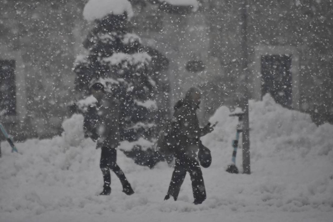 Konya'da kar yağışının güzelliği fotoğraf karelerine yansıdı 6