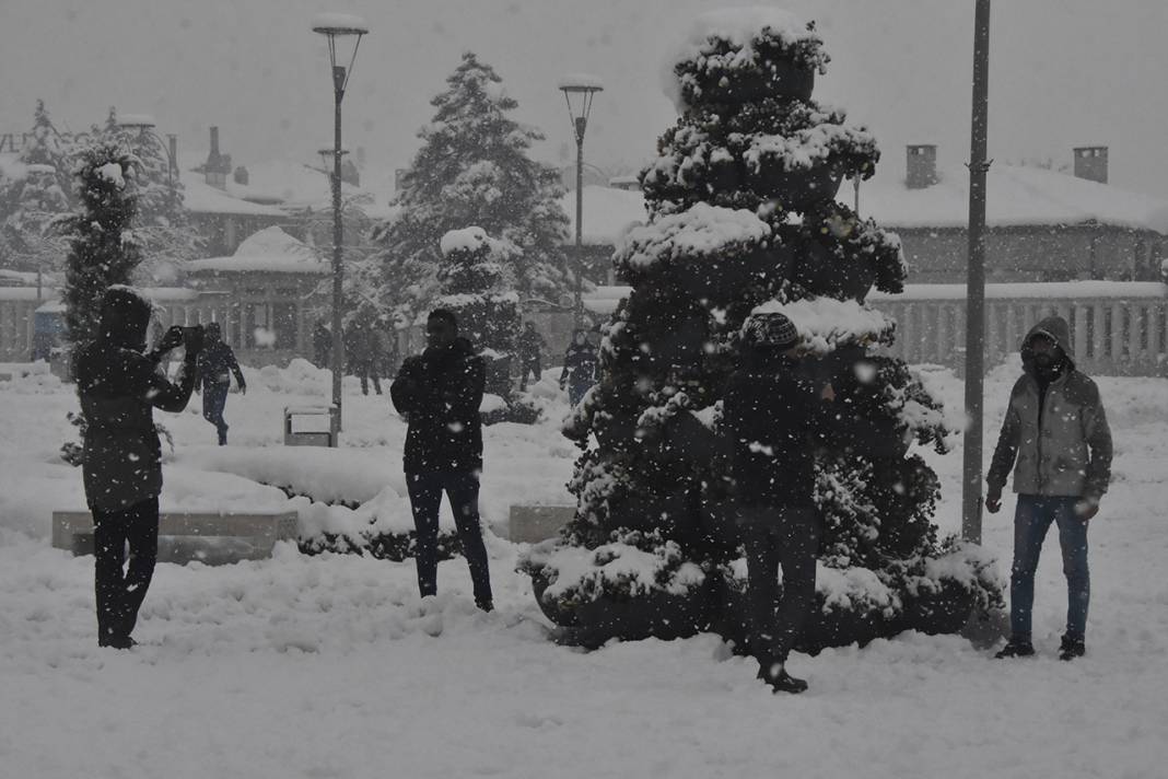 Konya'da kar yağışının güzelliği fotoğraf karelerine yansıdı 9