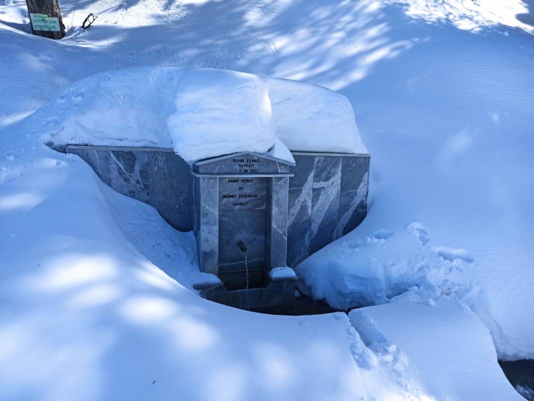 Yaylalarda ev boyu kar! Konyalı doğaseverler fotoğrafladı 13