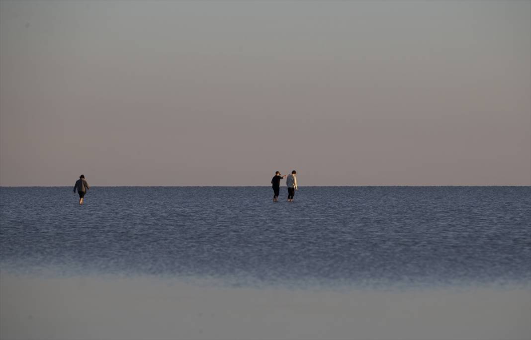 Tuz Gölü’nde gün batımının eşsiz güzelliği objektiflere yansıdı 14