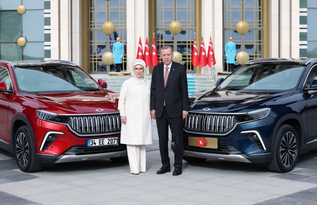 Cumhurbaşkanı Erdoğan'a Togg otomobili teslim edildi 35