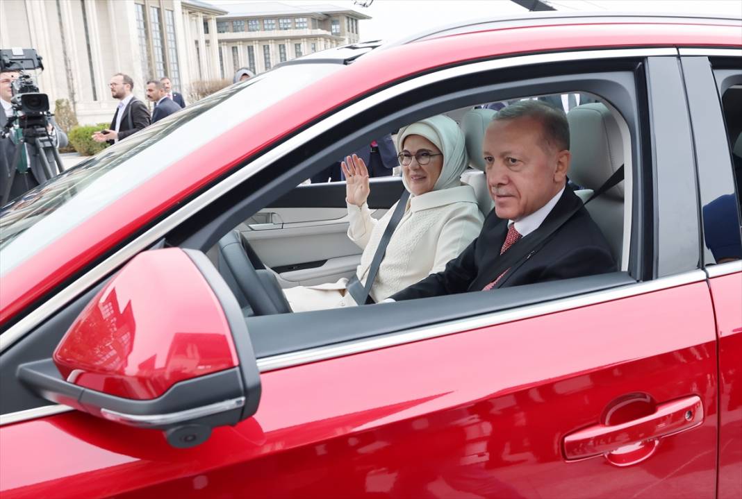 Cumhurbaşkanı Erdoğan'a Togg otomobili teslim edildi 39