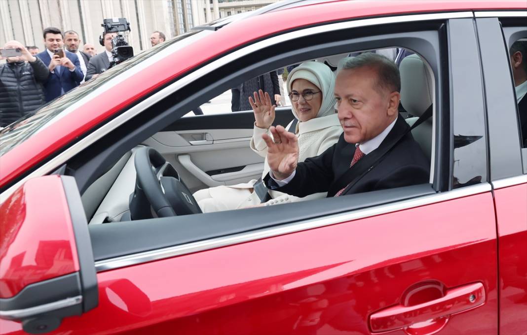 Cumhurbaşkanı Erdoğan'a Togg otomobili teslim edildi 40