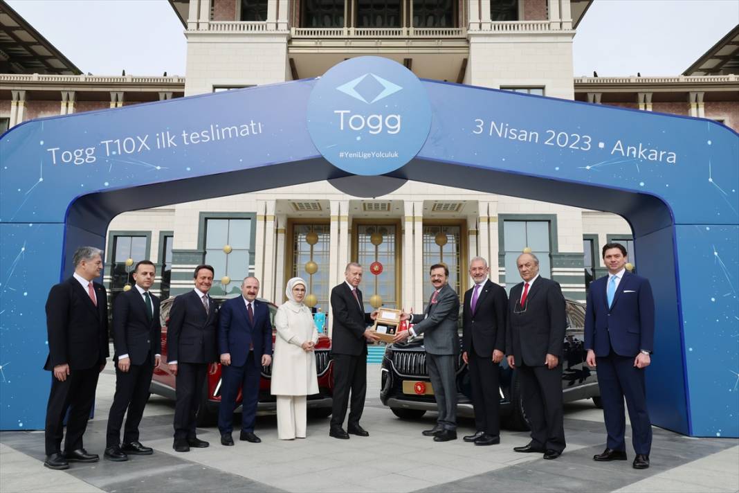 Cumhurbaşkanı Erdoğan'a Togg otomobili teslim edildi 5