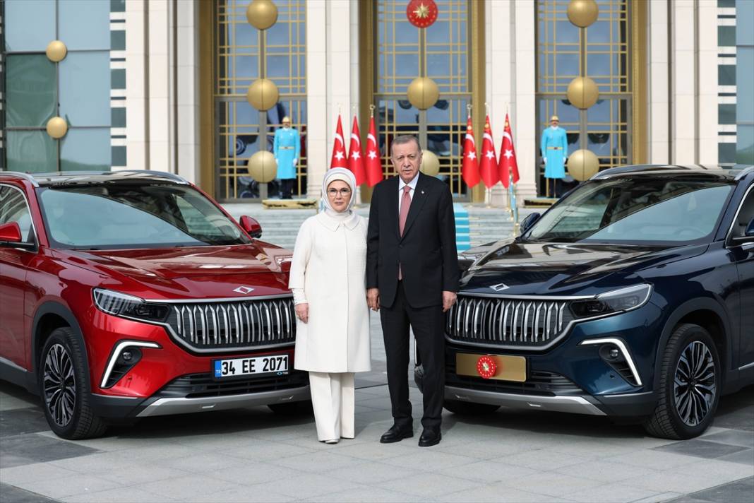 Cumhurbaşkanı Erdoğan'a Togg otomobili teslim edildi 7