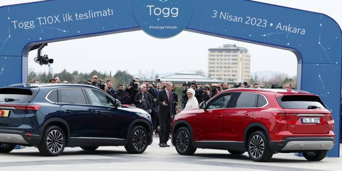Cumhurbaşkanı Erdoğan'a Togg otomobili teslim edildi