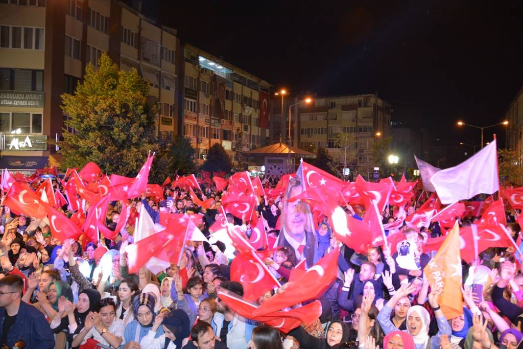 Cumhurbaşkanı Erdoğan'ın seçim başarısı böyle kutlandı 32