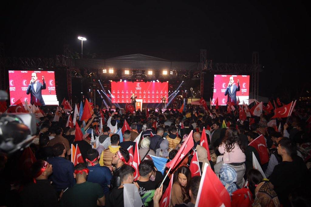 Cumhurbaşkanı Erdoğan'ın seçim başarısı böyle kutlandı 35