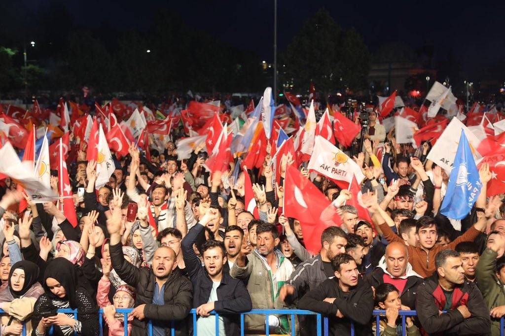 Cumhurbaşkanı Erdoğan'ın seçim başarısı böyle kutlandı 36