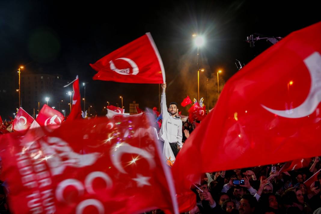 Cumhurbaşkanı Erdoğan'ın seçim başarısı böyle kutlandı 42