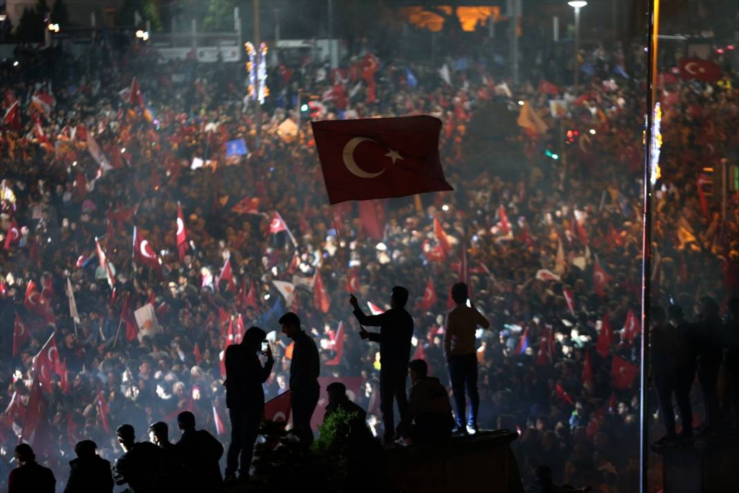 Cumhurbaşkanı Erdoğan'ın seçim başarısı böyle kutlandı 52