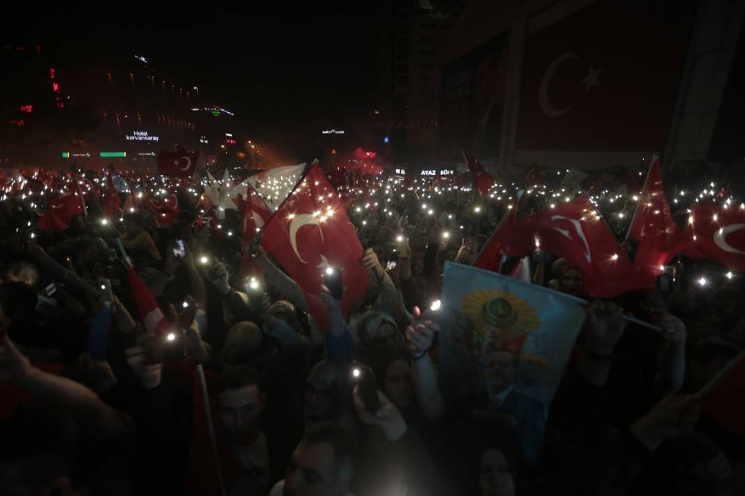 Cumhurbaşkanı Erdoğan'ın seçim başarısı böyle kutlandı 60